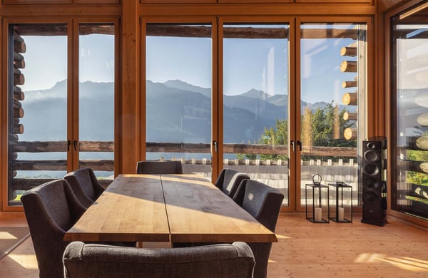 Exklusive Mountain Lodge mit traumhafter Bergsicht 7