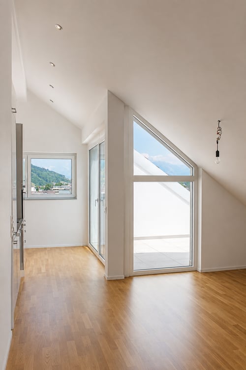 Moderne 2.5-Zimmer-Dachwohnung mit Weitsicht 5