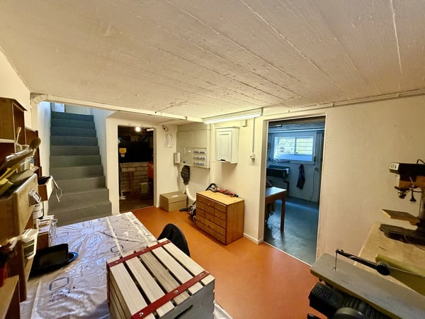 Charmantes 6.5-Zimmer-Doppeleinfamilienhaus in Grenchen 25