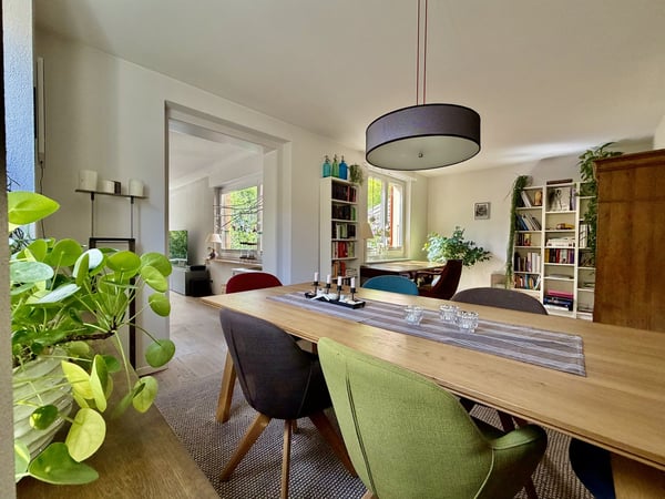 Charmantes 6.5-Zimmer-Doppeleinfamilienhaus in Grenchen 5
