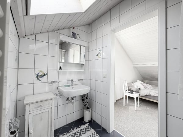 Charmantes 6.5-Zimmer-Doppeleinfamilienhaus in Grenchen 23