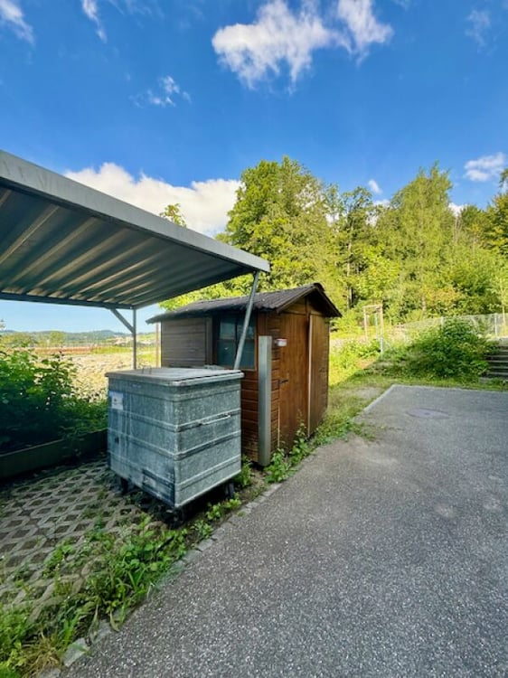 Gewerberäume an guter Lage 24