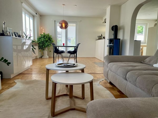 Freistehendes und neu renoviertes Haus mit Ausbaureserven 2