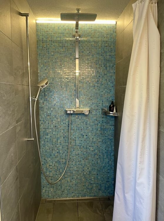 Freistehendes und neu renoviertes Haus mit Ausbaureserven 8