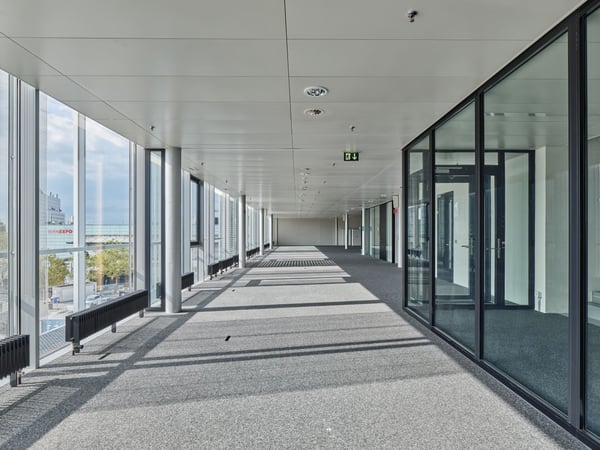 Mehr Fläche, mehr Sicht - mitten im SCB-Licht! 4