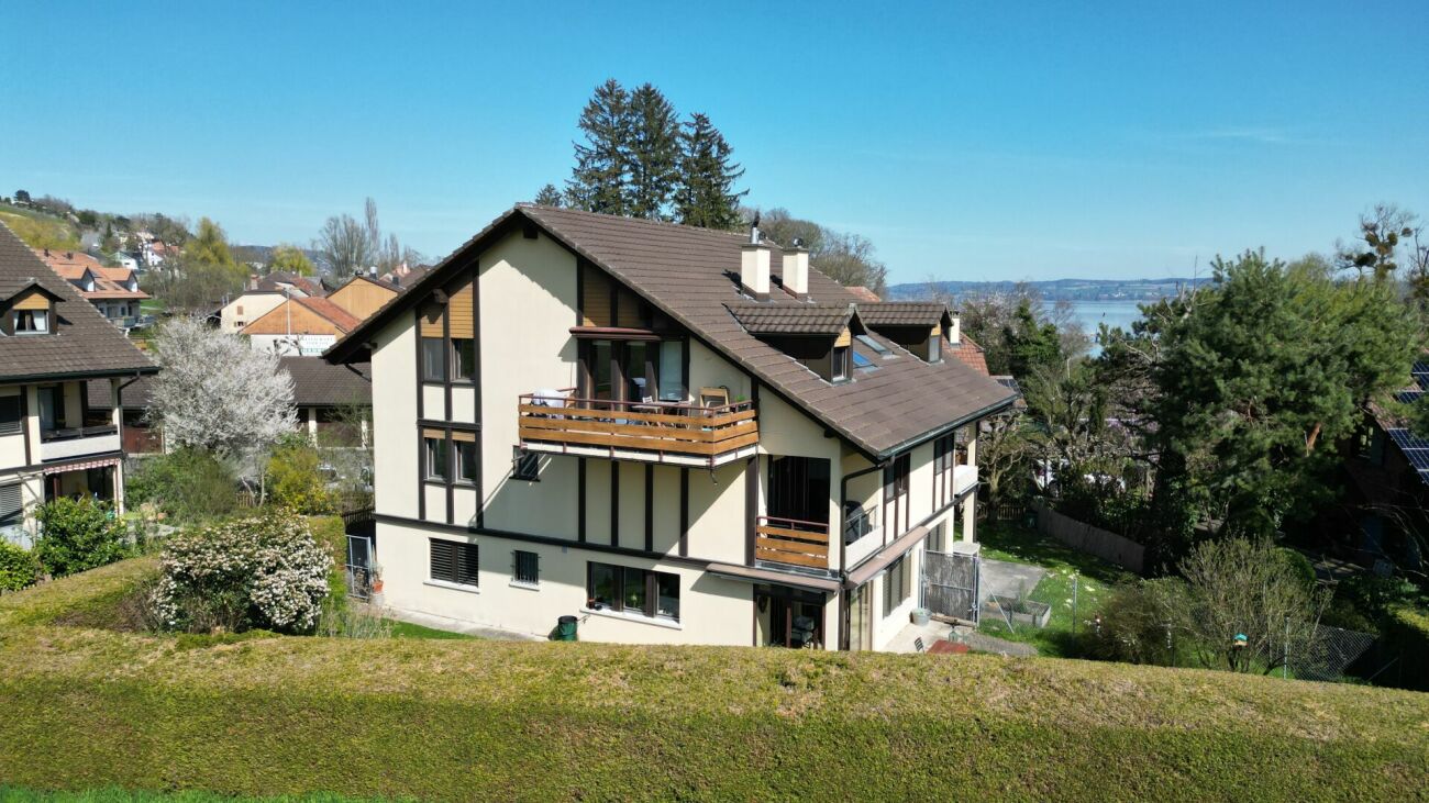 Ferienwohngefühl am Murtensee - Maisonette mit Galerie & Vermietungspotenzial
