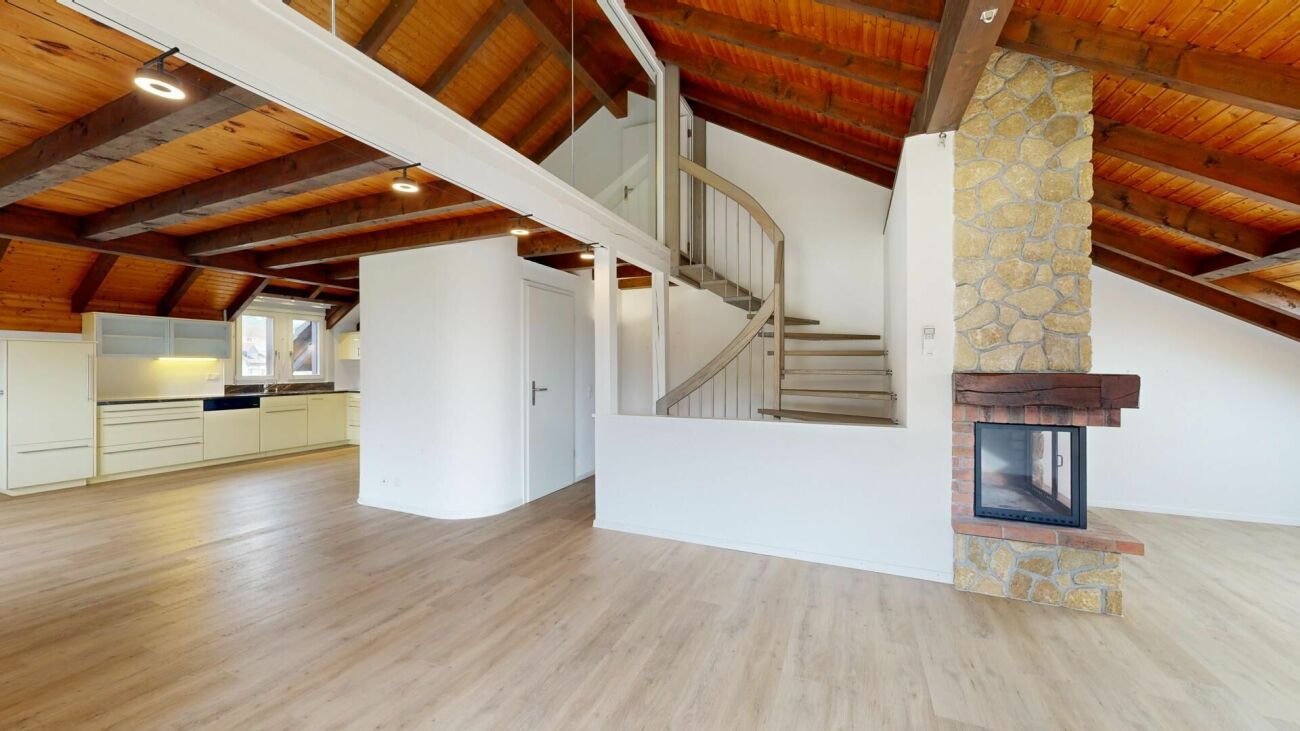 Ferienwohngefühl am Murtensee - Maisonette mit Galerie & Vermietungspotenzial