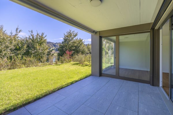 4.5 Gartenwohnung mit Blick auf die Aare 15