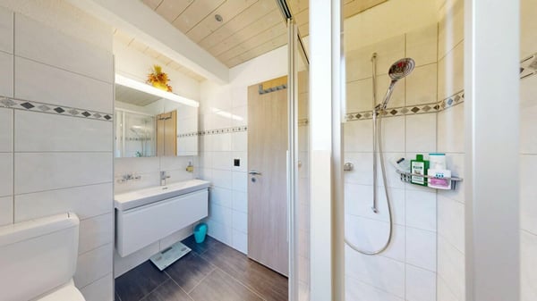 Wohnglück mit Garten und viel Charme - Reiheneckhaus in Pieterlen 17