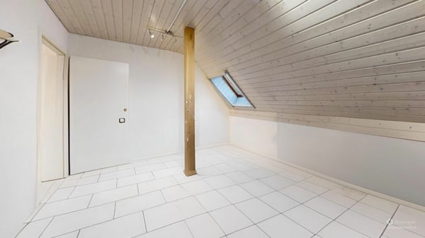 Wohnen & Arbeiten vereint - charmantes Stöckli mit Gewerbe und Ausbaupotenzial 6