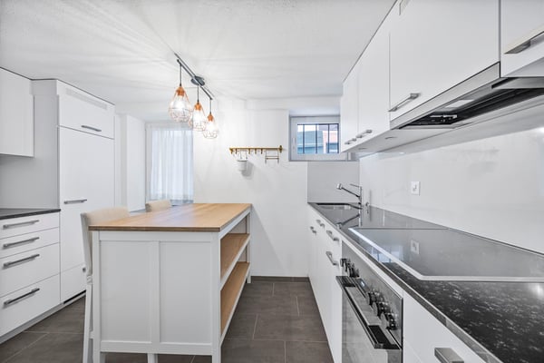 Renovierte Wohnung in Herzen von Stäfa 3
