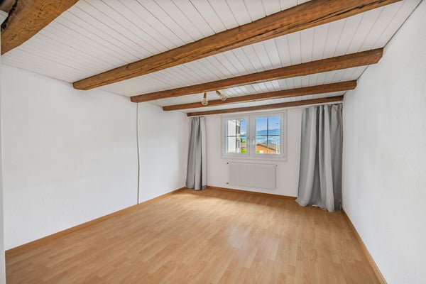 Renovierte Wohnung in Herzen von Stäfa 6