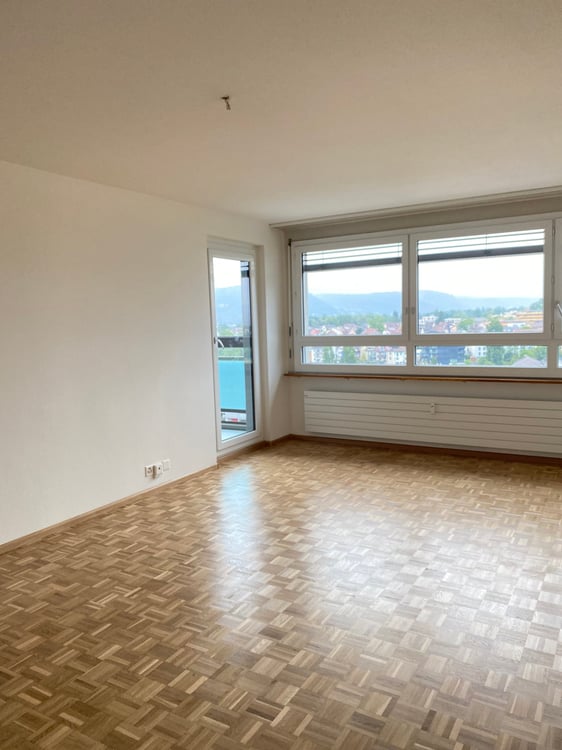 3.5-Zimmerwohnung mit grossem Balkon und Fernsicht 5