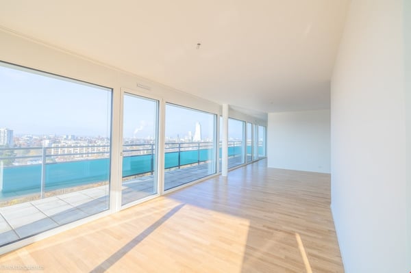 Dachwohnung im 17. OG mit Weitblick 6