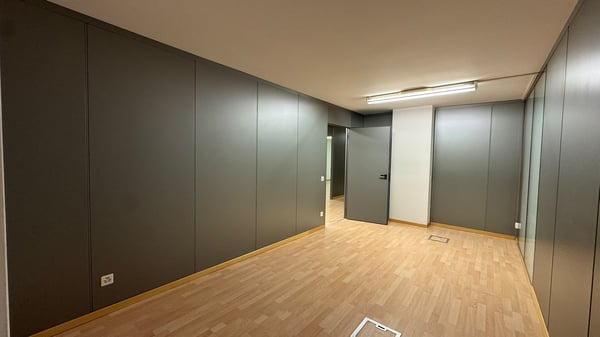 Ufficio di 150 m² nel complesso Piazzale alla Valle – Mendrisio centro - Disponibile subito 2