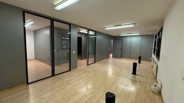Ufficio di 150 m² nel complesso Piazzale alla Valle – Mendrisio centro - Disponibile subito 1