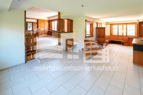 ZU VERKAUFEN IM BELIEBTEN OBERÄGERI ZG 5