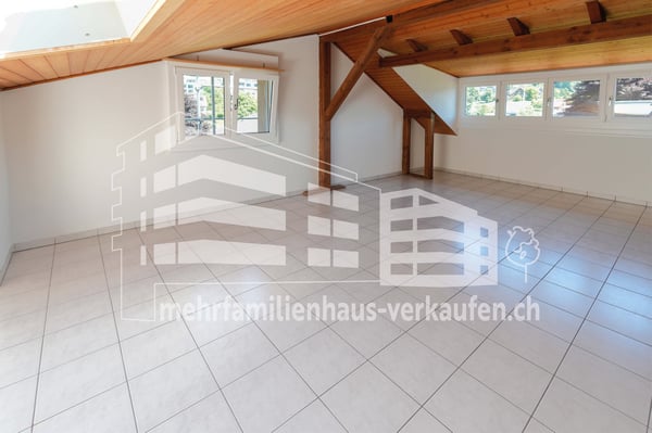 ZU VERKAUFEN IM BELIEBTEN OBERÄGERI Zug 10