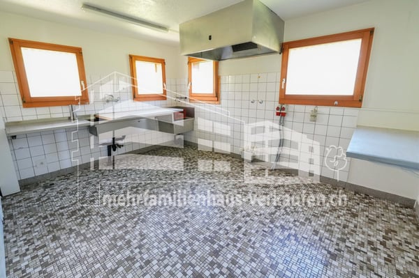 ZU VERKAUFEN IM BELIEBTEN OBERÄGERI Zug 6