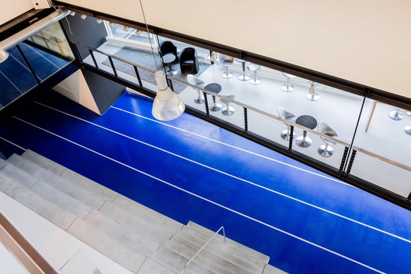 Ca. 6’150 m² Verkaufs-, Lager- und Büroflächen direkt an der Autobahn A4 1