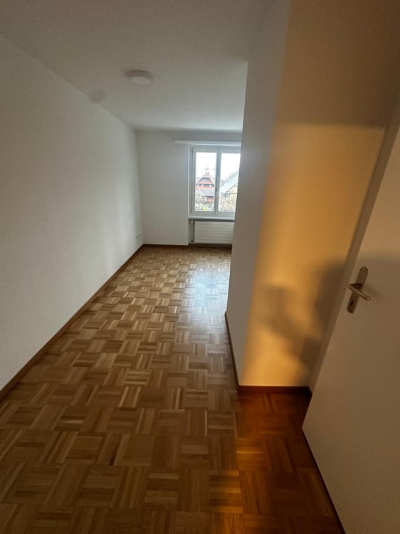 Moderne 1.5-Zimmer-Dachwohnung in ruhiger Lage von Boswil 3