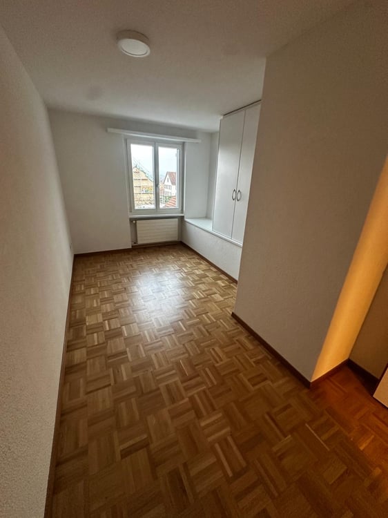 Moderne 1.5-Zimmer-Dachwohnung in ruhiger Lage von Boswil 7
