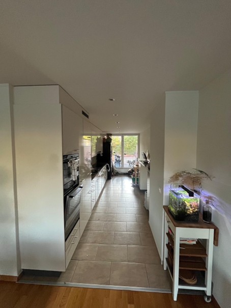 Grosszügiges Wohnen in Zürich Höngg Moderne 5.5 Zimmer Wohnung mit Garten 11