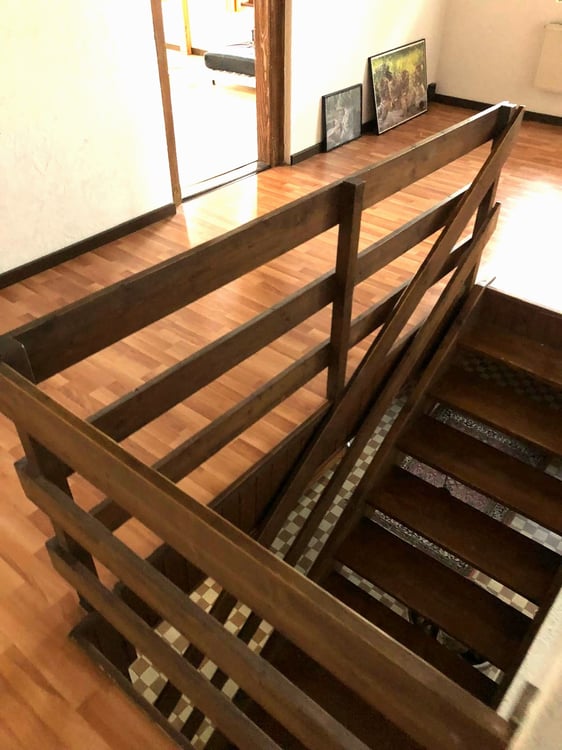 Möbliertes Zimmer mit Gemeinschaftsküche und Bad – Sins AG 8