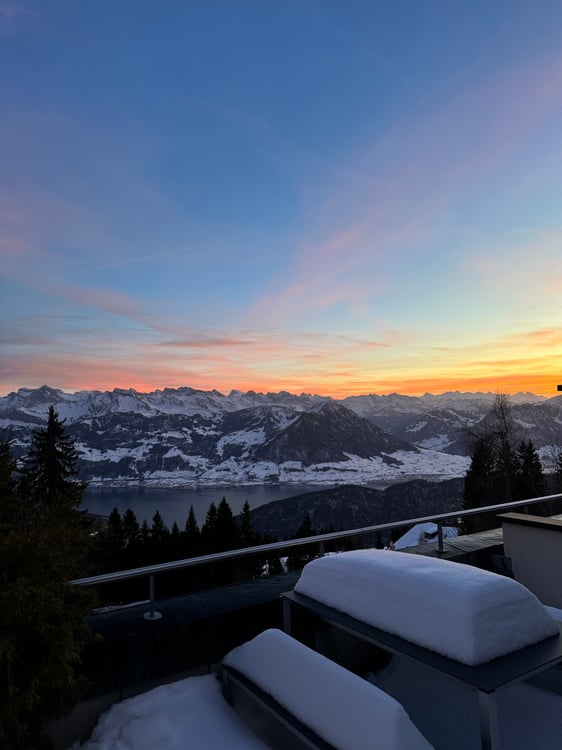 Traumhafte 7.5 Zimmer Wohnung auf Rigi Kaltbad, frisch renoviert – mit See-, Berg- und Alpenblick 2