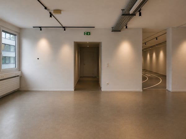Attraktive und vielseitig nutzbare Gewerbefläche an der Brunnmatt 20 in Cham – per sofort verfügbar. 9