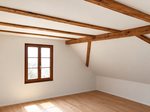 Charmante 4-Zimmer-Maisonette-Wohnung in Sins 10