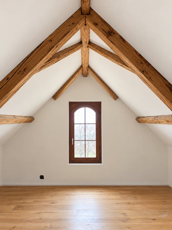 Charmante 4-Zimmer-Maisonette-Wohnung in Sins 12