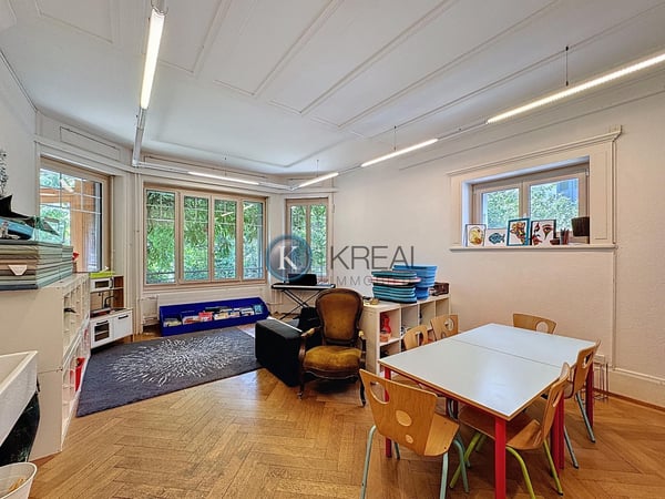 390 m² de charme et de potentiel avec jardin privatif à Lausanne 8