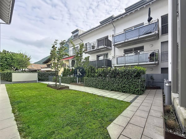 Bel appartement de 2.5 pièces au dernier étage d'une PPE récente 7