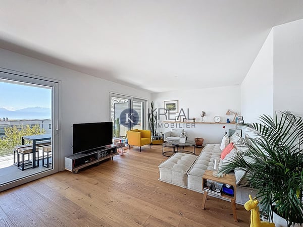 Cadre de vie privilégié : 4,5 pièces moderne avec balcon et vue exceptionnelle sur le lac 3
