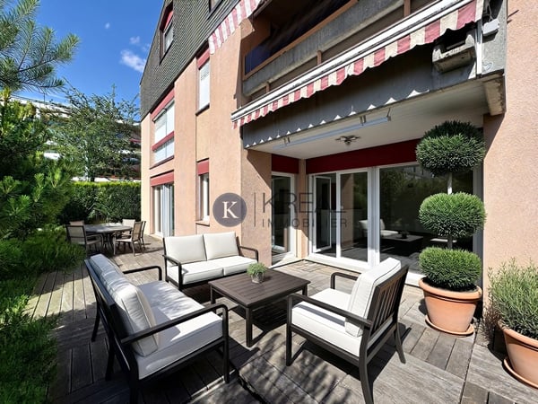 Spacieux appartement avec potentiel et espaces extérieurs uniques 8