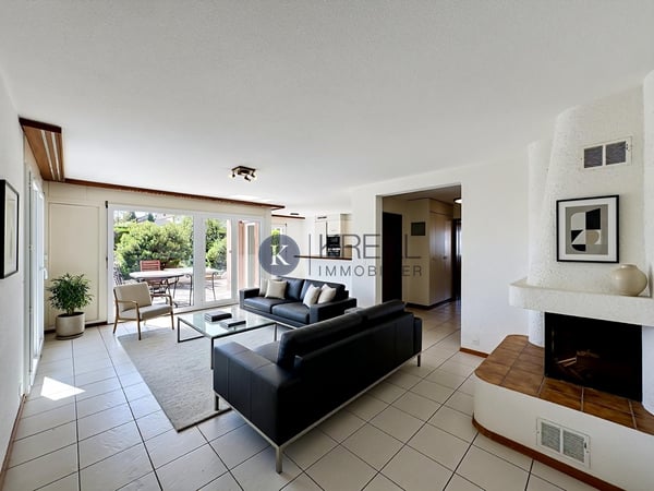 Spacieux appartement avec potentiel et espaces extérieurs uniques 3