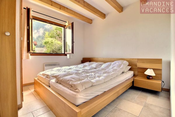 Location année : petit chalet cosy de 3 chambres 9