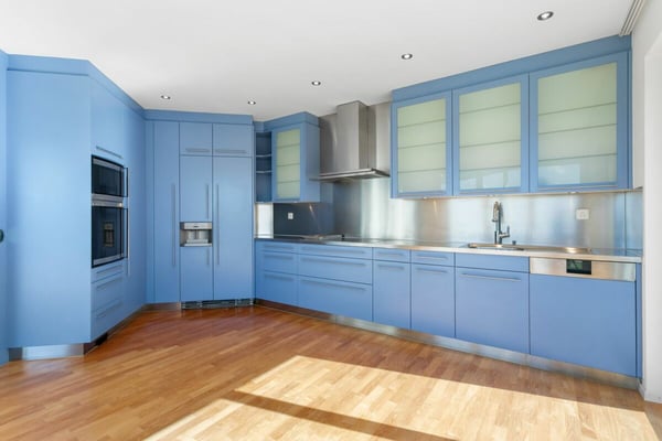 Villa mit traumhafter Seesicht und Aussenpool 15