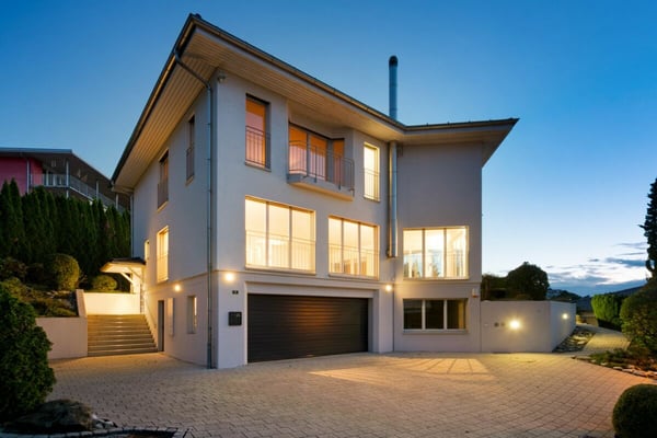 Villa mit traumhafter Seesicht und Aussenpool 28