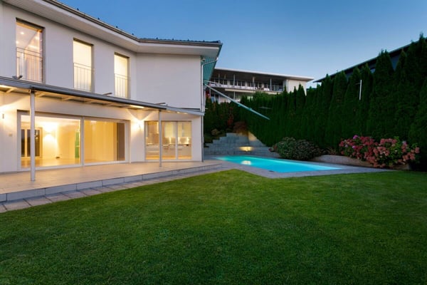 Villa mit traumhafter Seesicht und Aussenpool 19