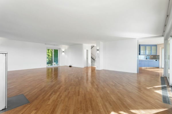 Villa mit traumhafter Seesicht und Aussenpool 10