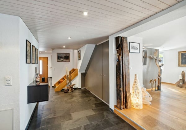 Einfamilienhaus mit Einliegerwohnung und Studio: Ideal für Eigennutzung, Kapitalanlage oder beides 4