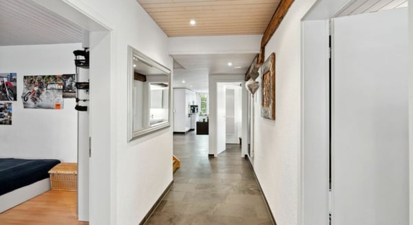 Einfamilienhaus mit Einliegerwohnung und Studio: Ideal für Eigennutzung, Kapitalanlage oder beides 3