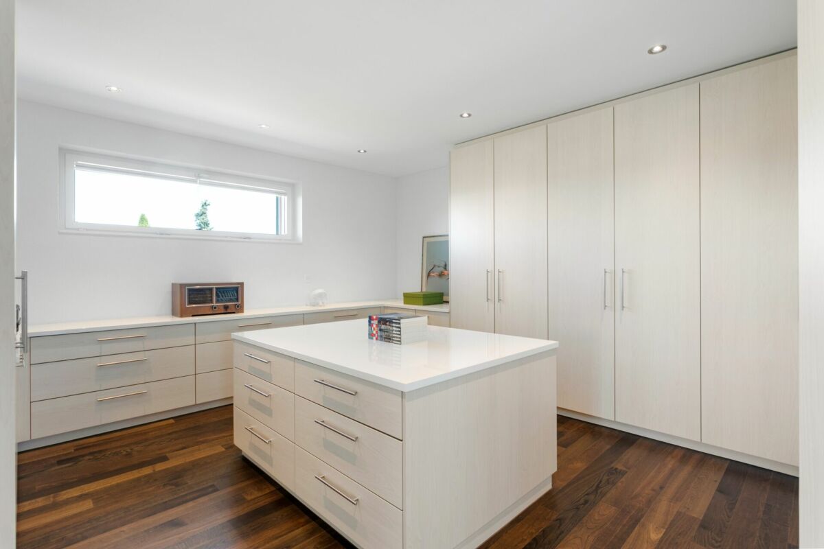 Moderne Luxusvilla mit grosser Tiefgarage