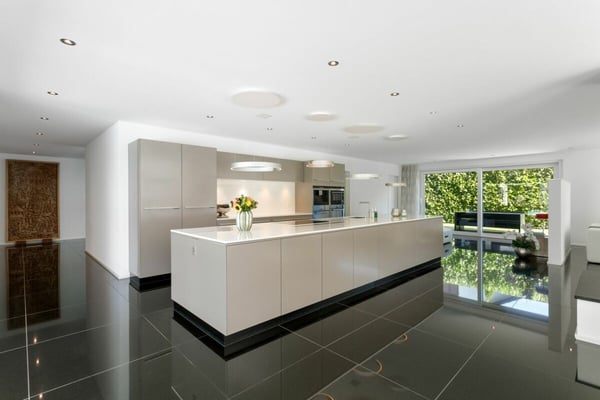 Luxusvilla mit Tiefgarage auf Sammlerniveau am Bodensee 16