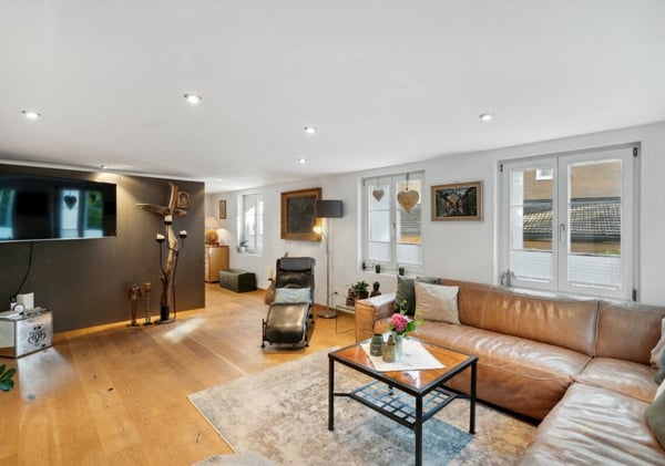 grosse 1.5-Zimmer-Maisonettewohnung 3