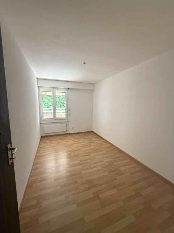 Grosszügige 5.5-Zimmerwohnung an zentraler Lage 8