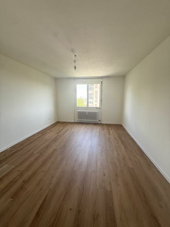 Teilrenovierte 4.5-Zimmerwohnung mit attraktivem Grundriss 3