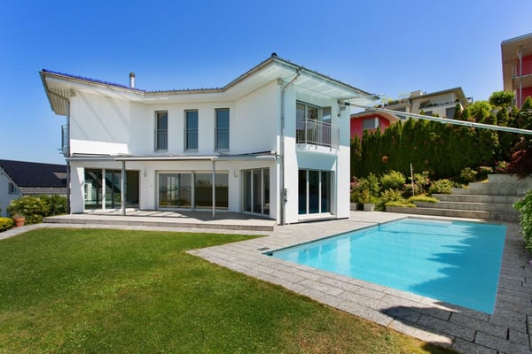 Villa mit traumhafter Seesicht und Aussenpool 27